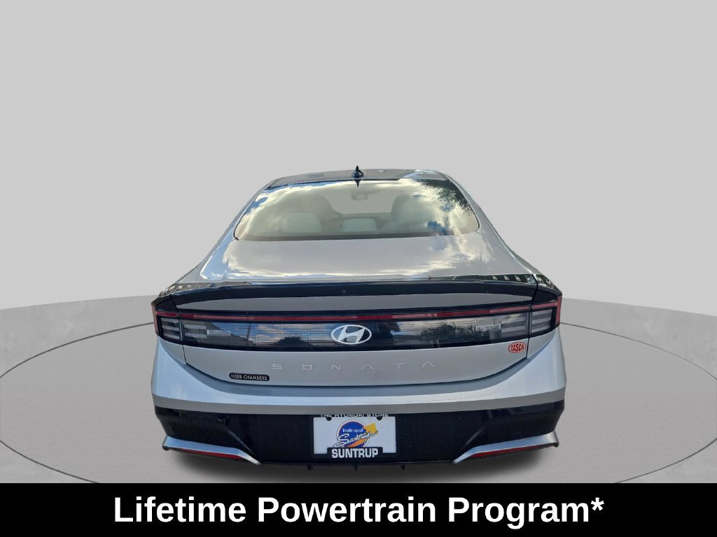 Used 2024 Hyundai Sonata SEL FWD image 4