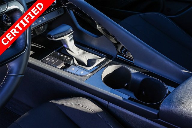 Certified 2025 Hyundai Elantra SEL image 22