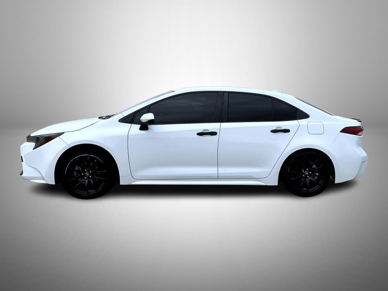 Used 2021 Toyota Corolla LE FWD image 8