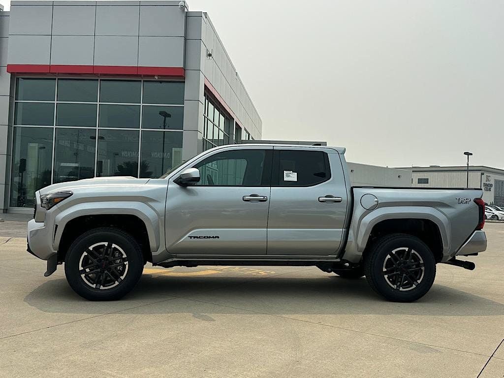 New 2026 Toyota Tacoma TRD Sport AWD/4WD image 2
