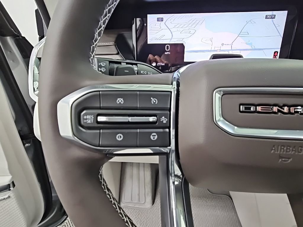 New 2026 GMC Acadia Denali w/ Super Cruise Package image 25