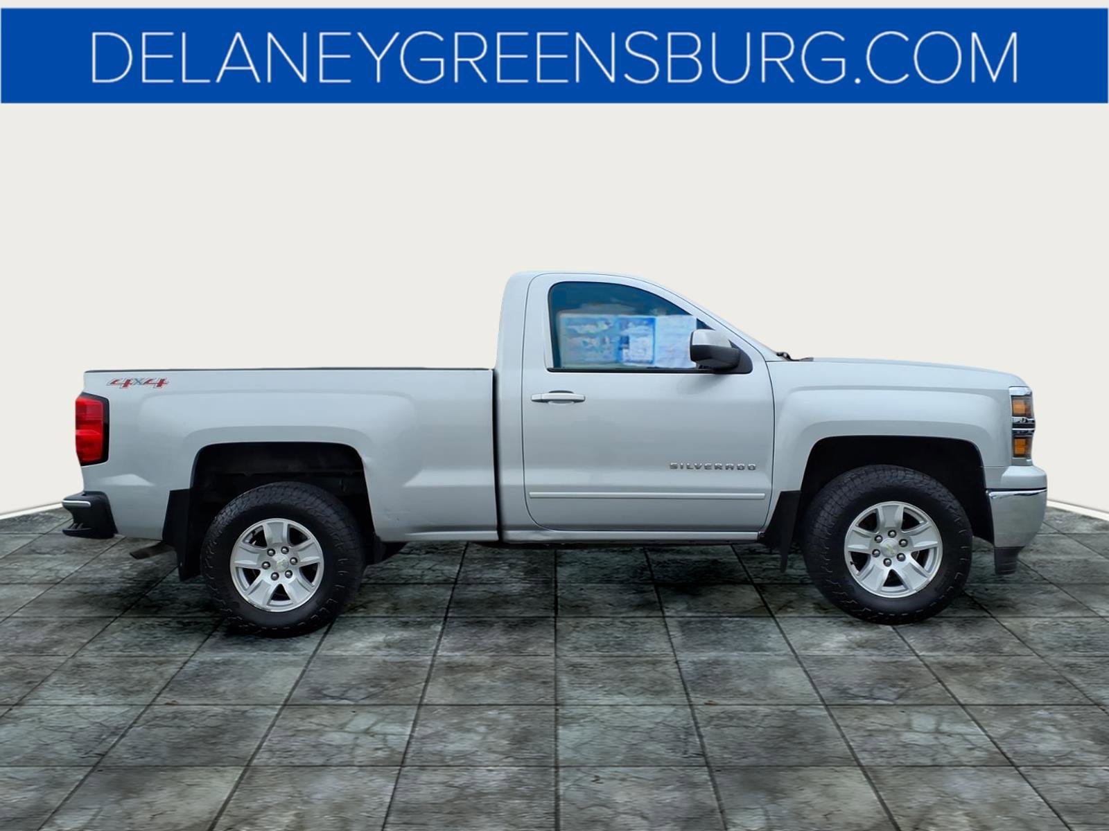 Used 2015 Chevrolet Silverado 1500 LT image 2