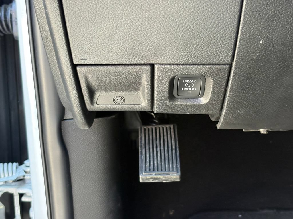 New 2026 RAM 3500 Tradesman AWD/4WD image 24