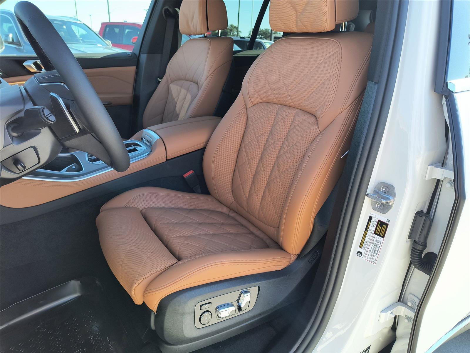 New 2026 BMW X5 sDrive40i image 7