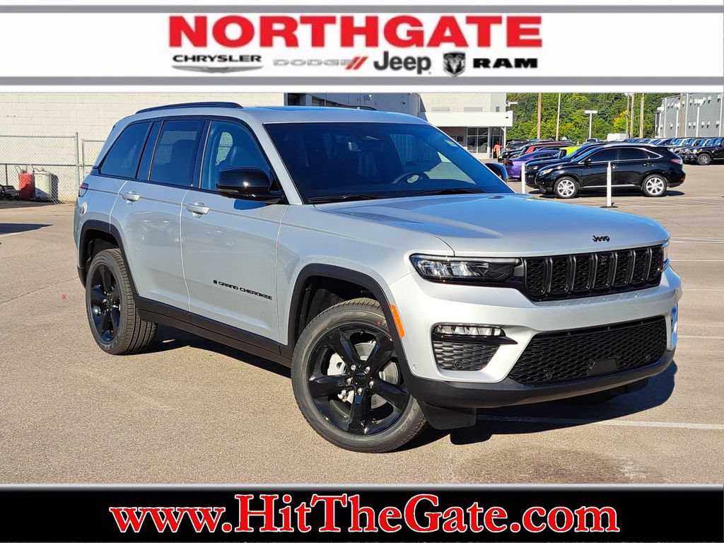 New 2025 Jeep Grand Cherokee Limited w/ Luxury Tech Group II AWD/4WD image 1