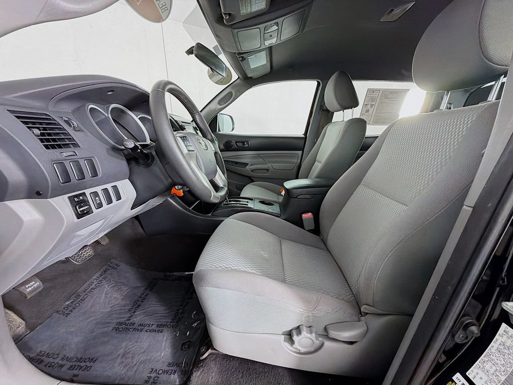 Used 2013 Toyota Tacoma PreRunner w/ Convenience Pkg RWD image 12