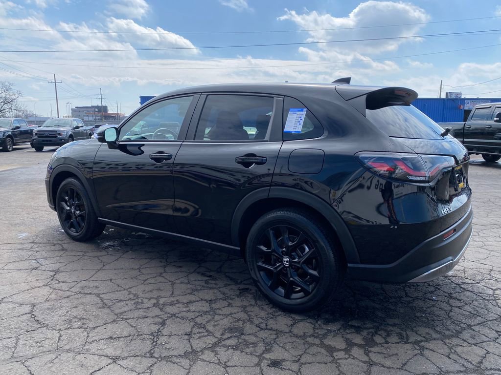 Certified 2024 Honda HR-V Sport image 6