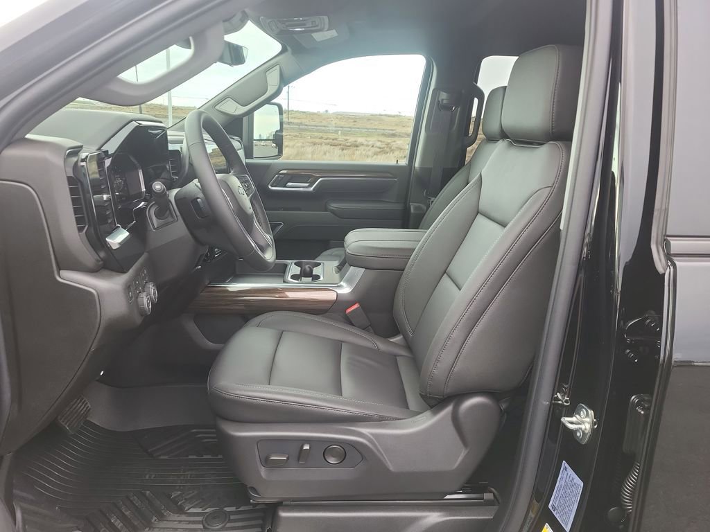New 2026 Chevrolet Silverado 2500 LT w/ Trail Boss Package image 10