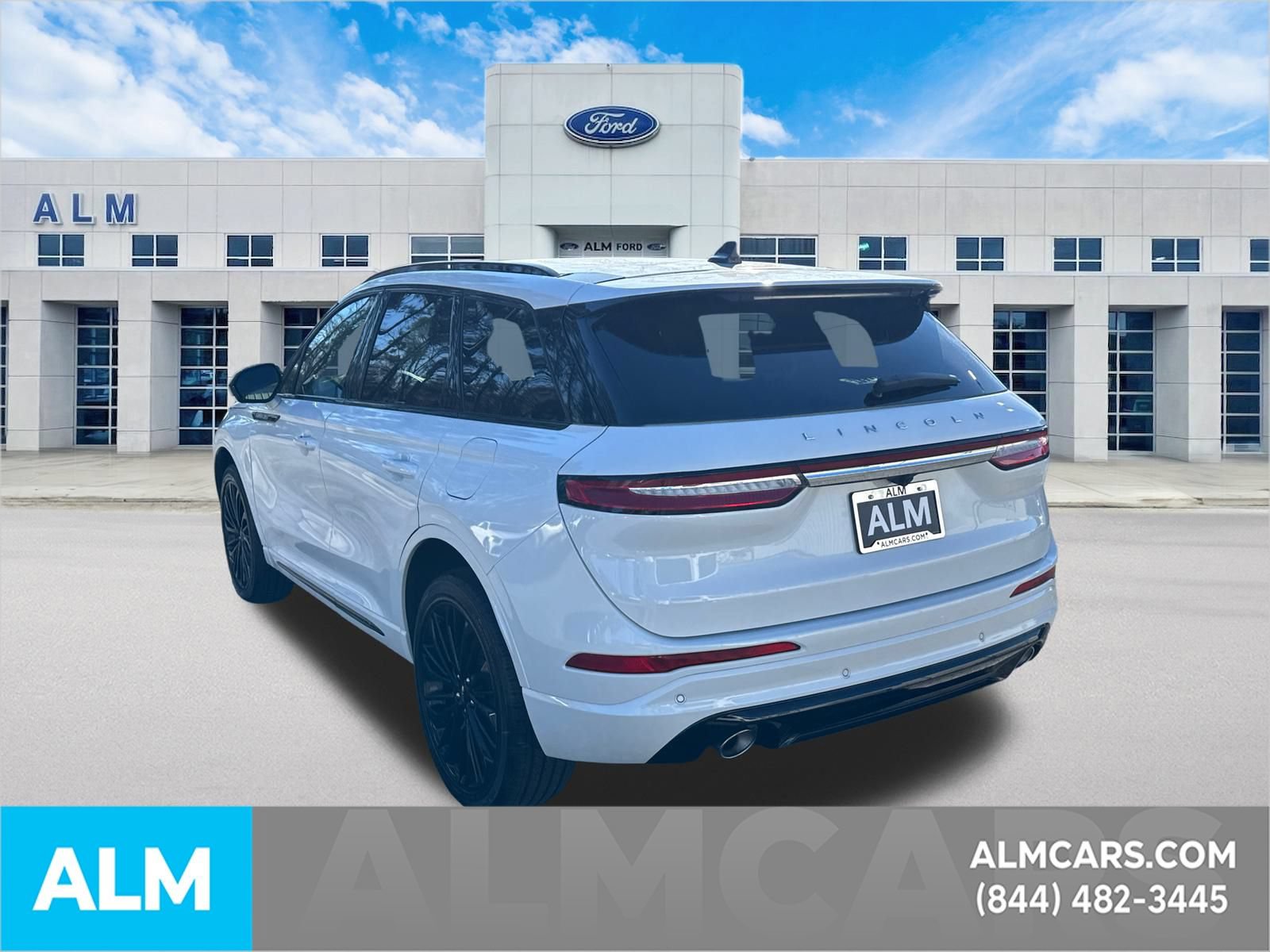 Used 2024 Lincoln Corsair Reserve w/ Jet Appearance Package AWD/4WD image 8