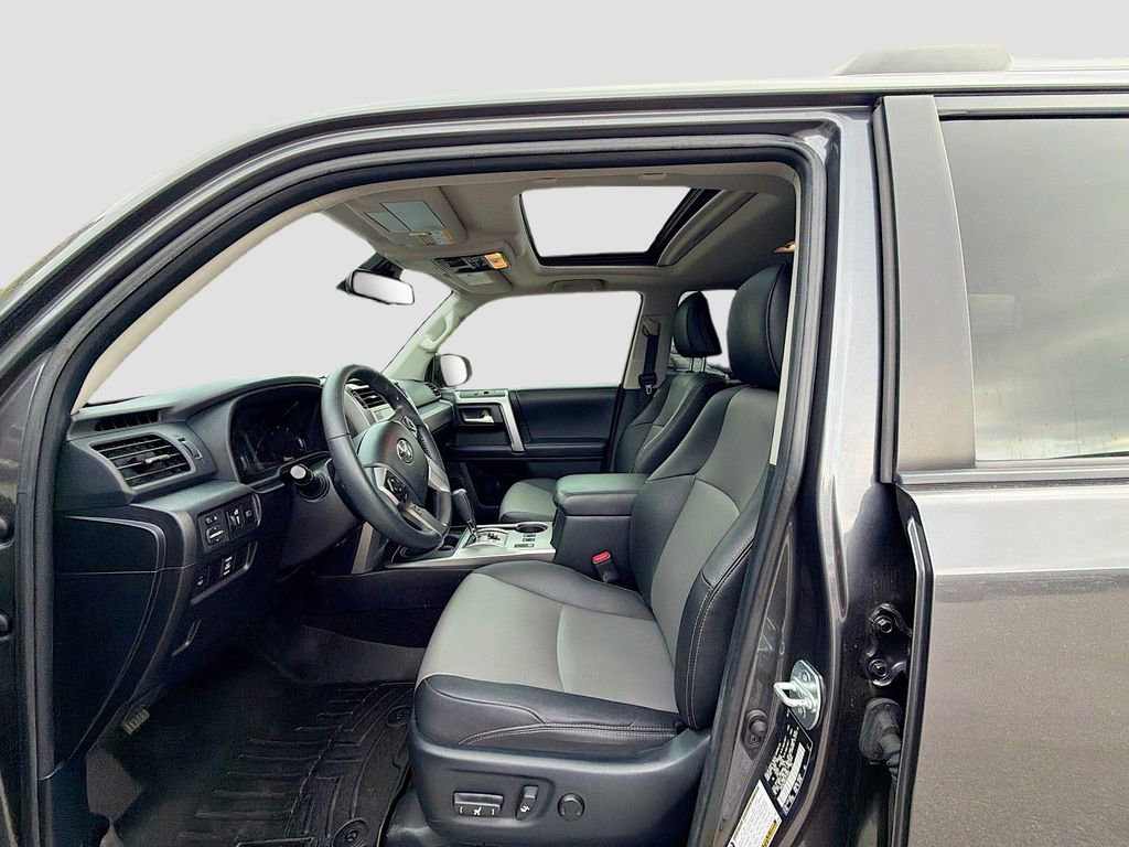 Used 2020 Toyota 4Runner SR5 Premium w/ Moonroof Package image 23