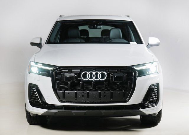 New 2026 Audi Q7 3.0T Premium Plus AWD/4WD image 8