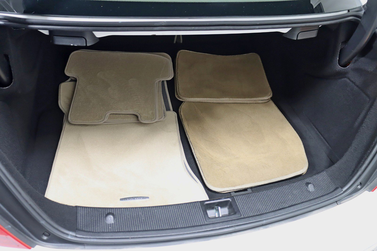 Used 2013 Mercedes-Benz C 250 Coupe image 30