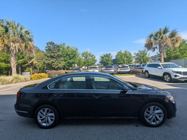 Used 2018 Volkswagen Passat 2.0T SE FWD video 4
