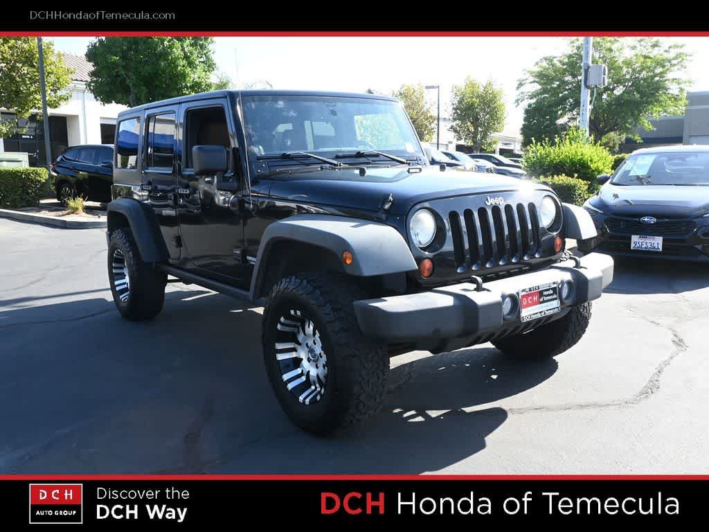 Used 2011 Jeep Wrangler Unlimited Rubicon w/ Trailer Tow Group AWD/4WD image 3