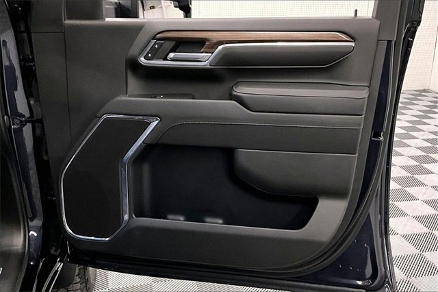 Used 2024 Chevrolet Silverado 2500 LT w/ All Star Edition image 19