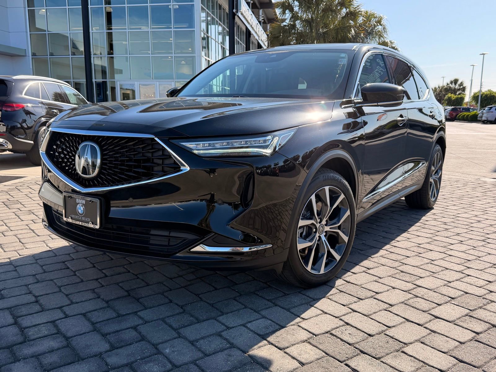 Used 2024 Acura MDX SH-AWD w/ Technology Package image 1