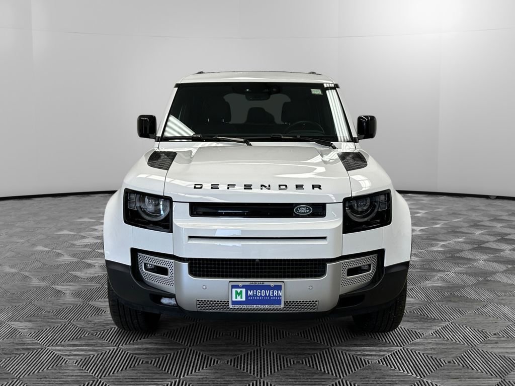 Used 2024 Land Rover Defender 110 S image 8