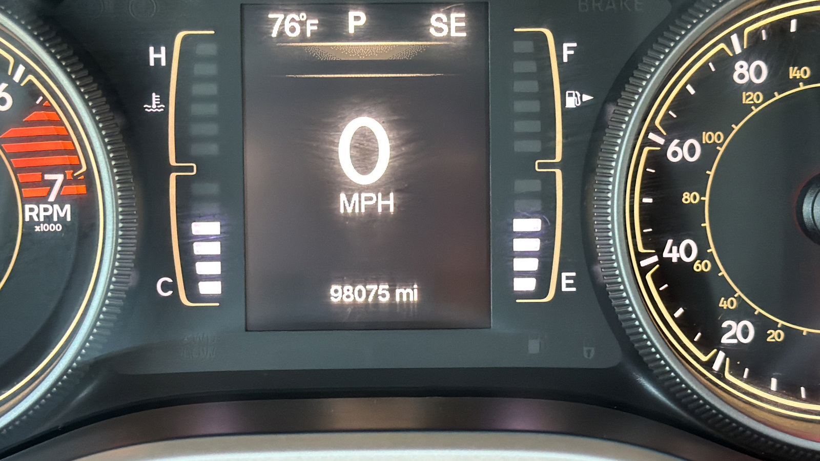 Used 2017 Jeep Cherokee Latitude w/ Cold Weather Group AWD/4WD image 16