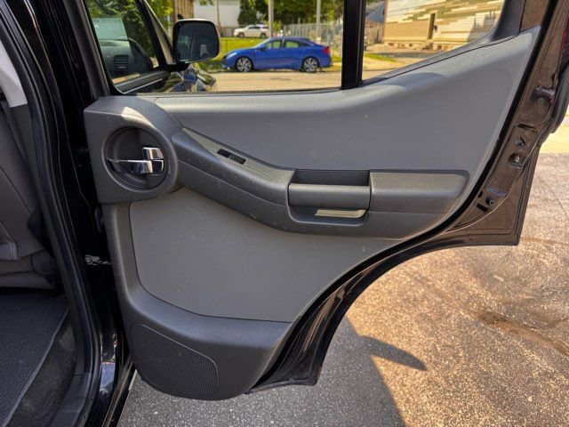 Used 2014 Nissan Xterra S w/ Value Package AWD/4WD image 26