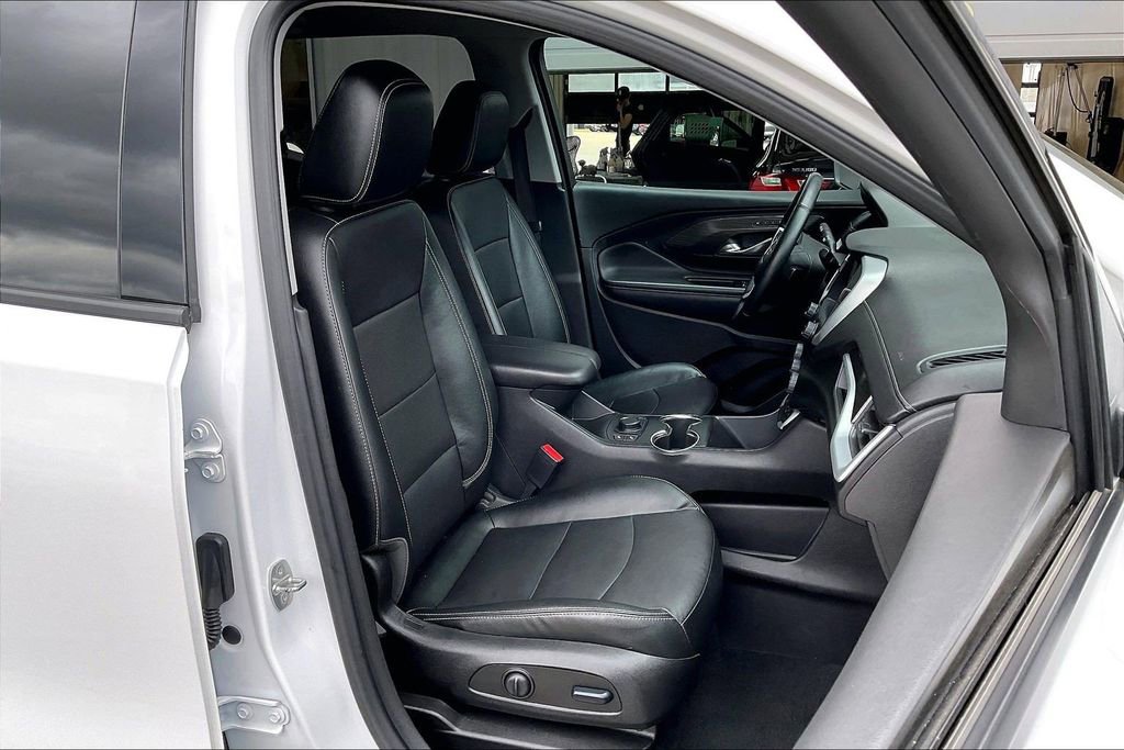 Used 2023 GMC Terrain SLT FWD image 7
