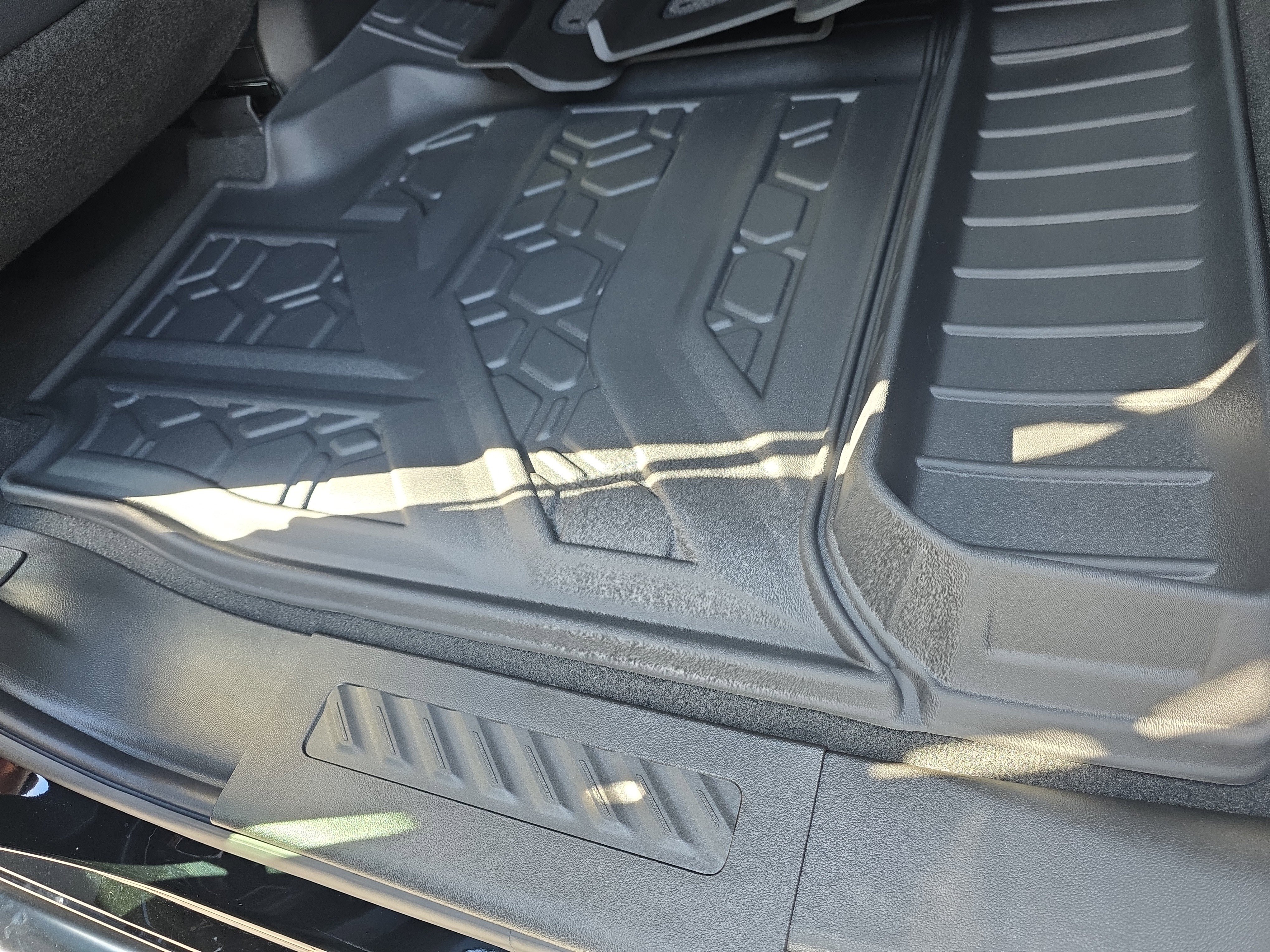 New 2025 Chevrolet Silverado 1500 RST image 13