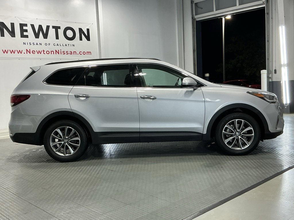 Used 2019 Hyundai Santa Fe XL SE image 45