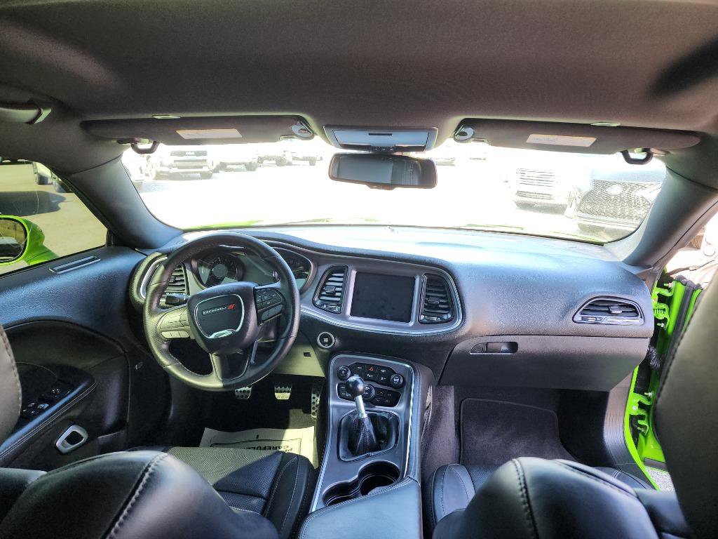 Used 2017 Dodge Challenger R/T Plus image 11