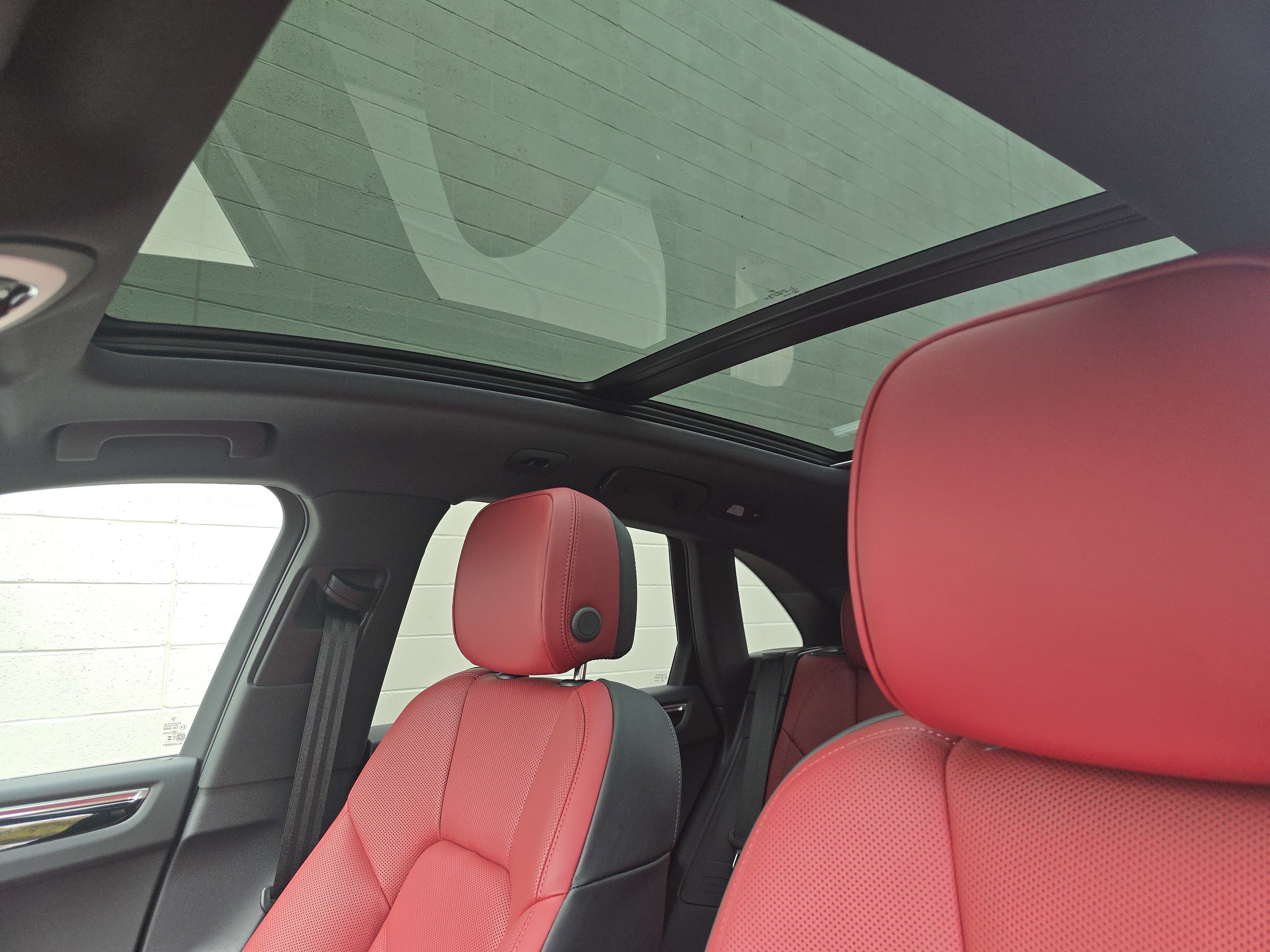 New 2026 Porsche Macan image 13