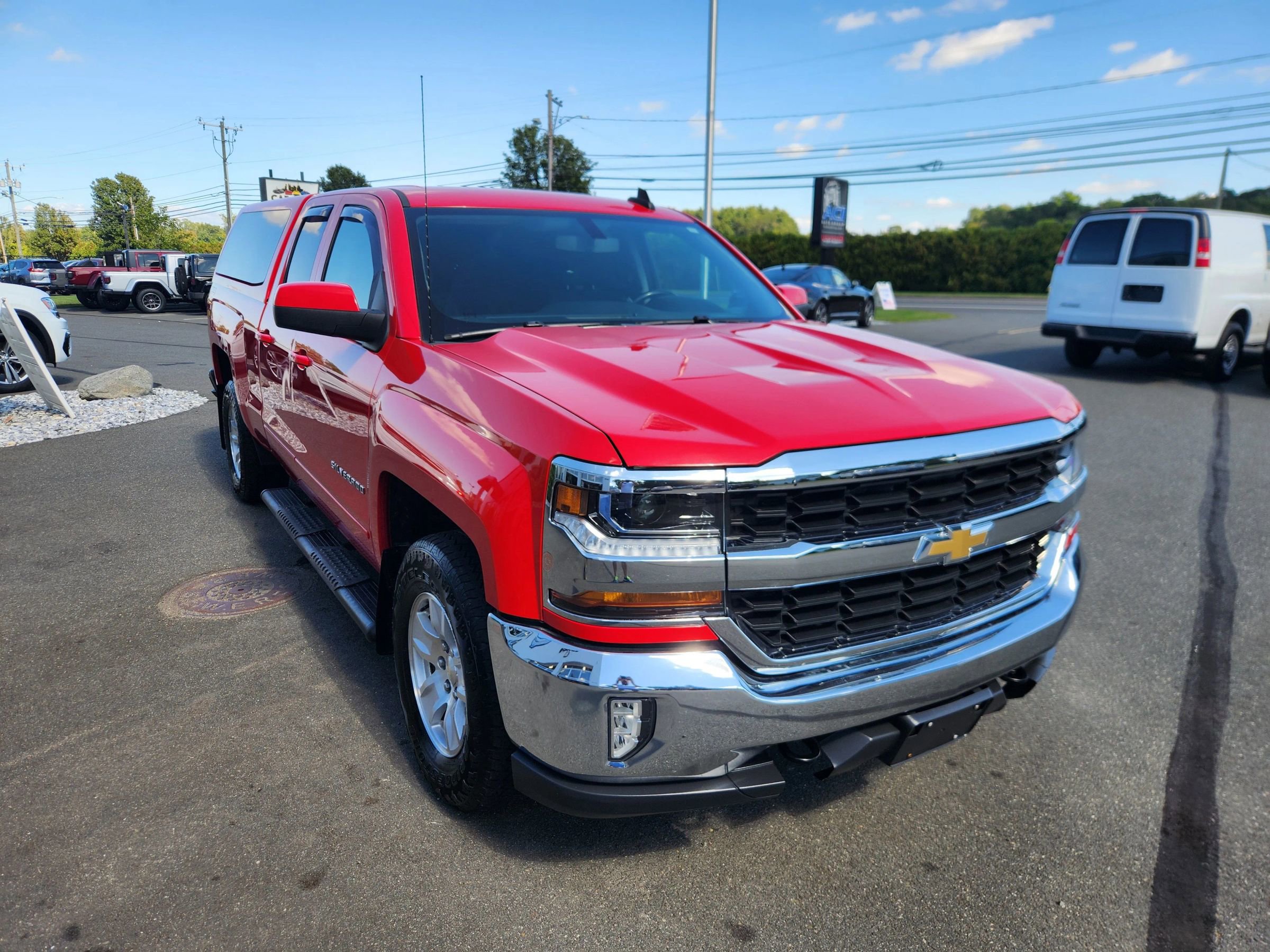 Used 2018 Chevrolet Silverado 1500 LT w/ All Star Edition image 20
