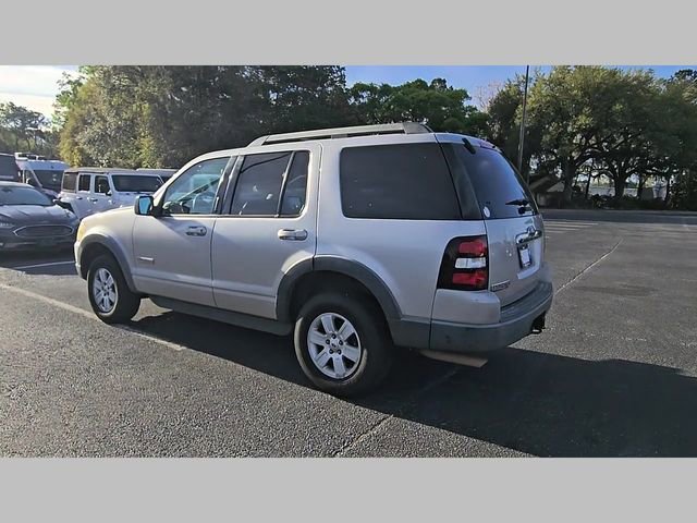 Used 2007 Ford Explorer XLT image 26