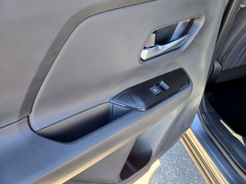 New 2027 Nissan Kicks SV w/ Cold Weather Package FWD image 18