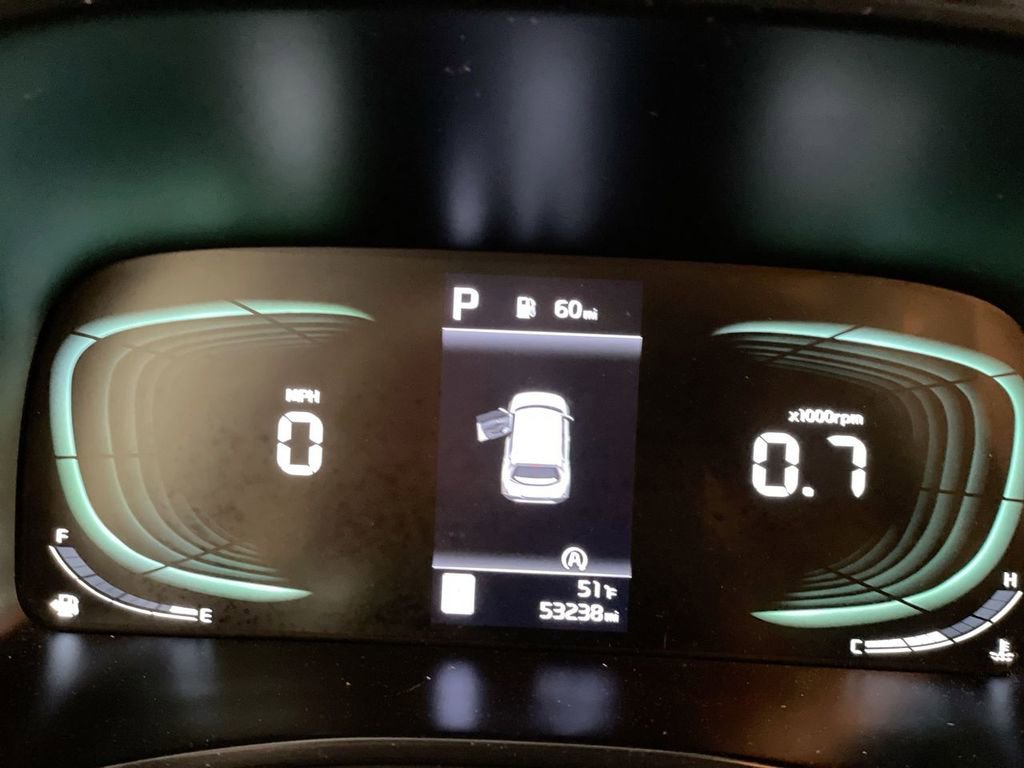 Used 2023 Kia Soul LX w/ LX Technology Package image 12