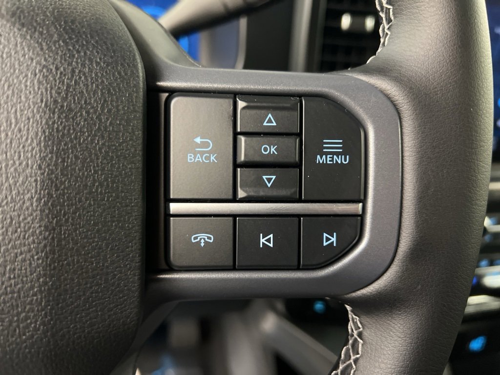 New 2026 Ford F350 Lariat w/ Black Appearance Package image 21