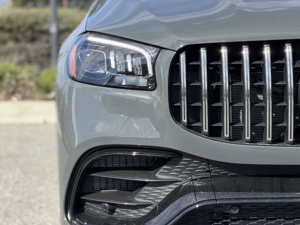 New 2026 Mercedes-Benz GLS 63 AMG 4MATIC image 7