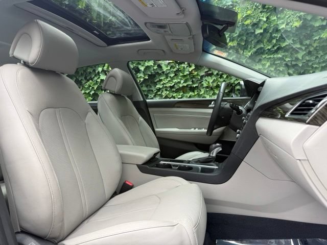 Used 2017 Hyundai Sonata Limited FWD image 14