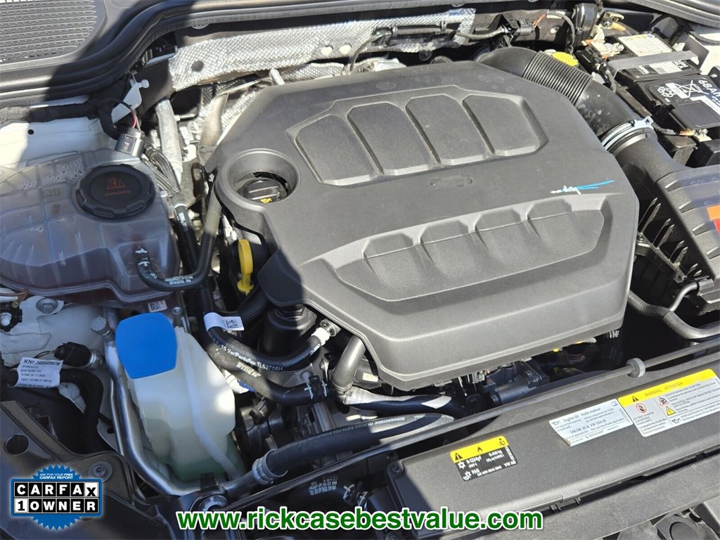 Used 2024 Volkswagen Golf R image 18