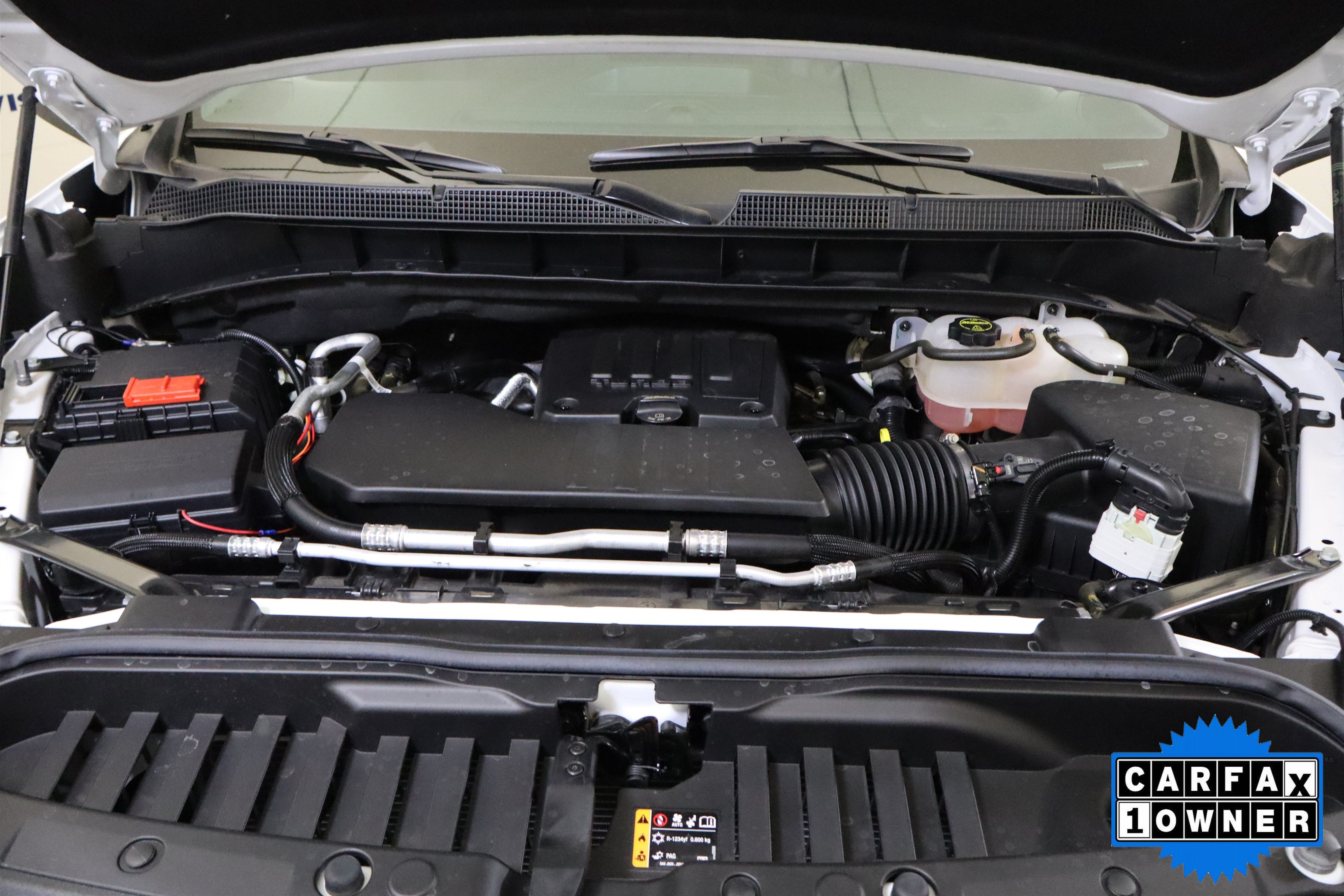 Used 2025 Chevrolet Silverado 1500 Custom w/ Turbomax Blackout Package AWD/4WD image 15