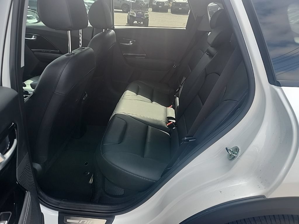 Certified 2022 Kia Niro EX Premium FWD image 27