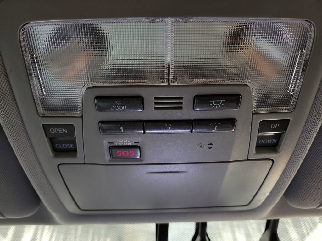 Used 2015 Toyota Highlander Limited image 21