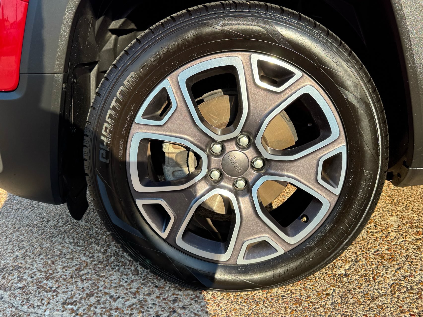 Used 2016 Jeep Renegade Limited FWD image 29
