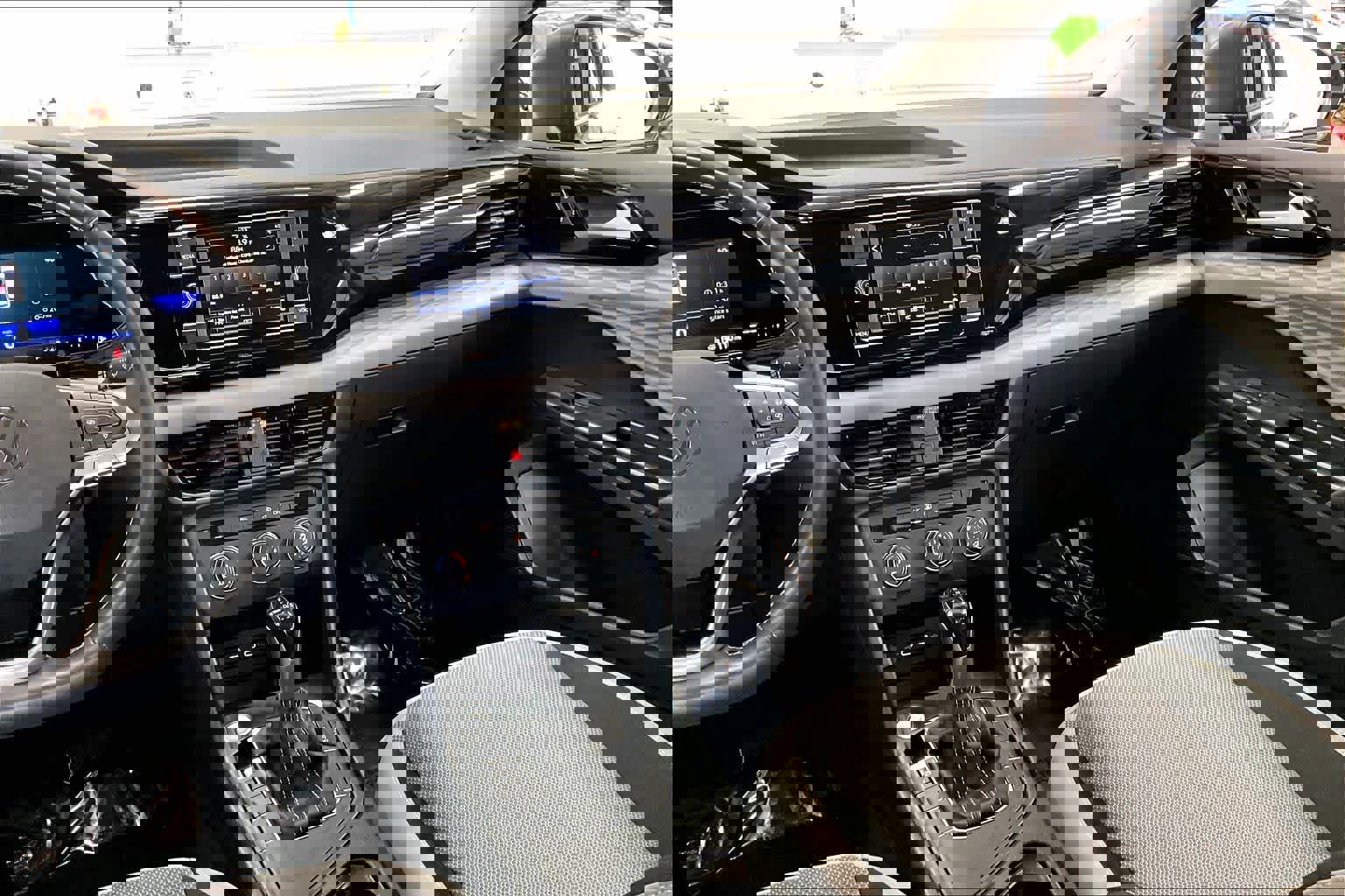 Used 2022 Volkswagen Taos S w/ IQ Drive S Package image 9