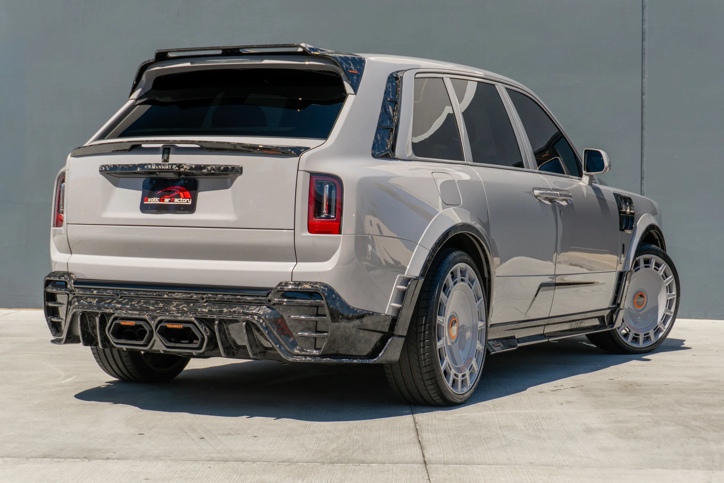 Used 2026 Rolls-Royce Cullinan AWD/4WD image 7