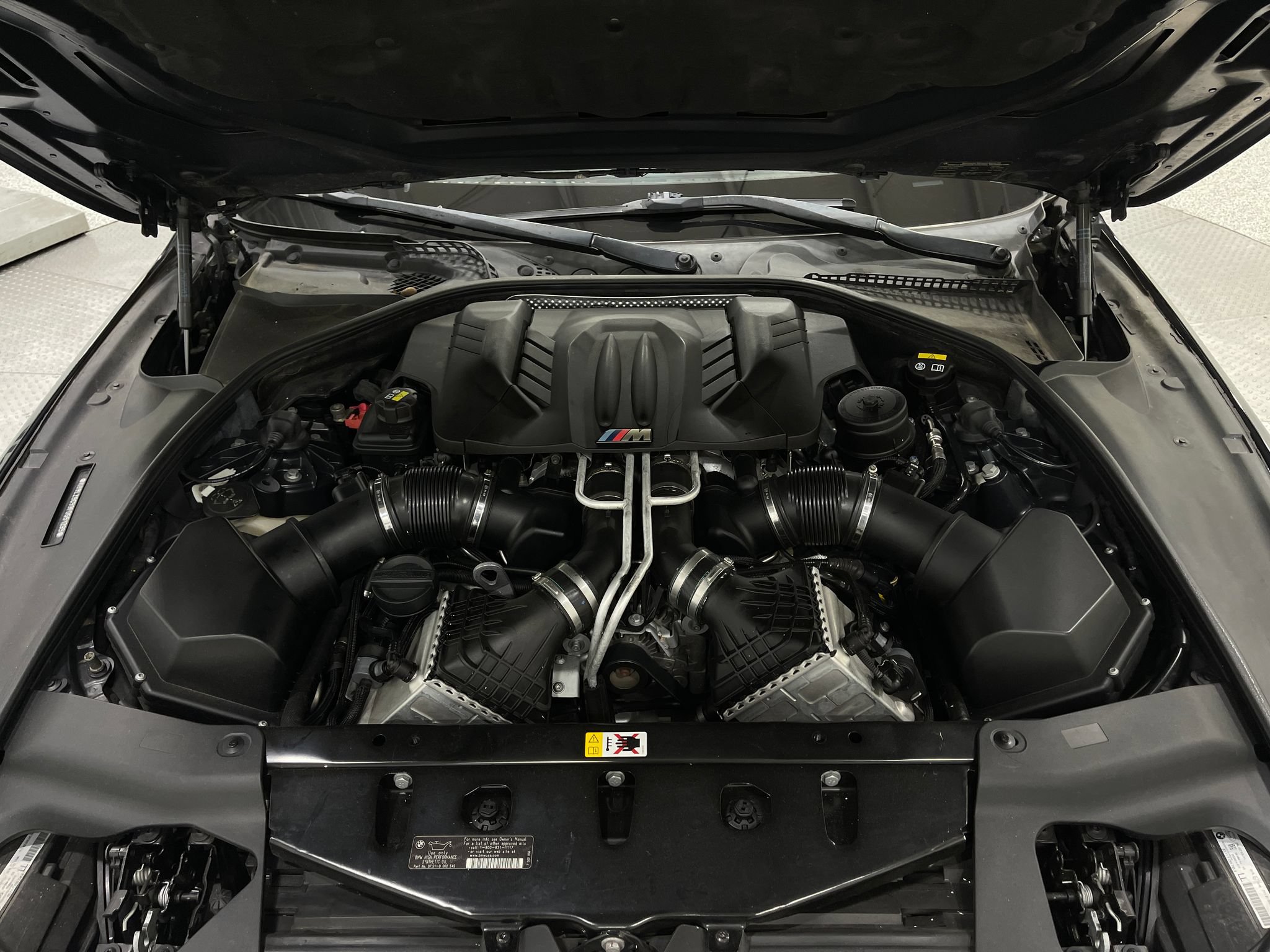 Used 2015 BMW M6 Convertible RWD image 26