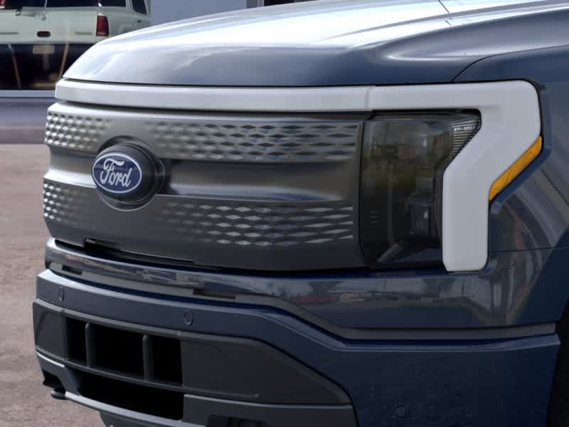 New 2025 Ford F150 Lightning Flash AWD/4WD image 17