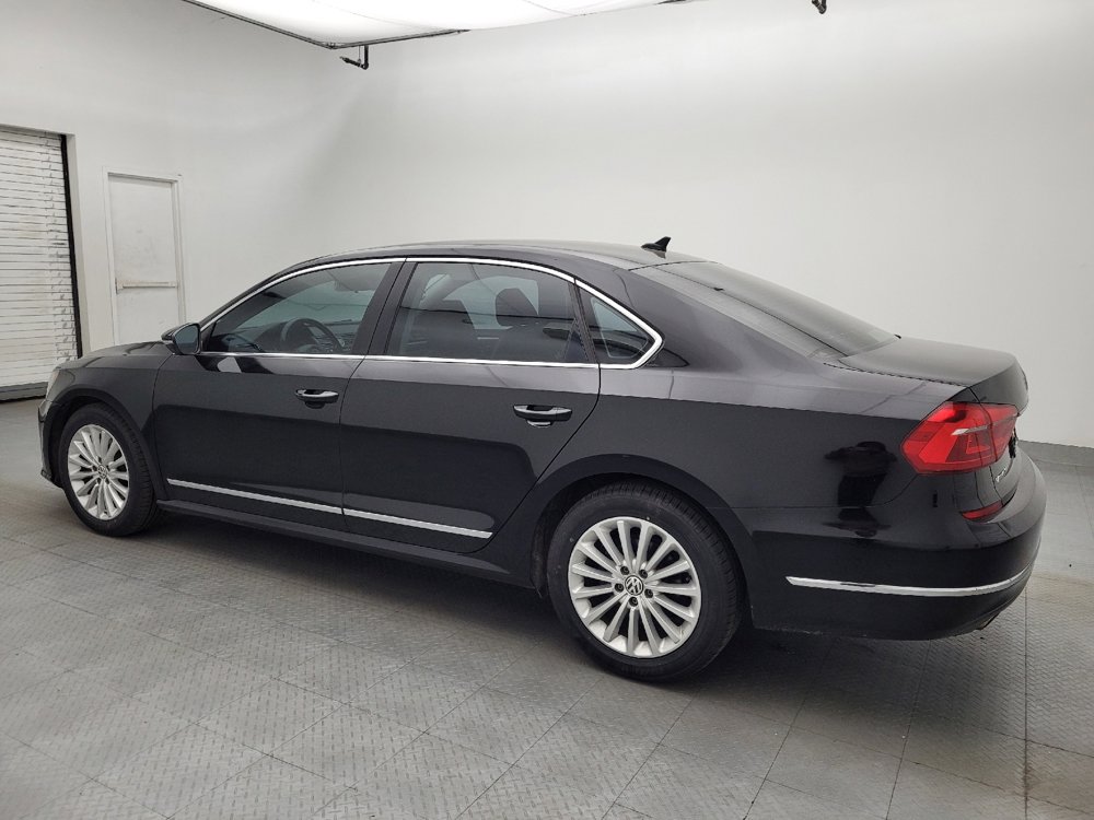 Used 2016 Volkswagen Passat 1.8T SE image 3