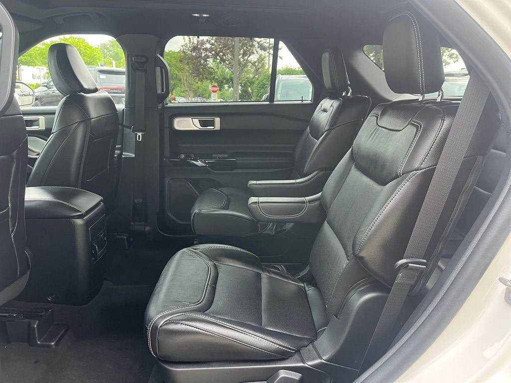 Used 2022 Ford Explorer ST w/ Equipment Group 401A AWD/4WD image 12