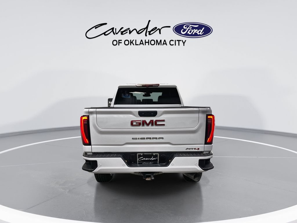 Used 2025 GMC Sierra 2500 AT4 AWD/4WD image 7