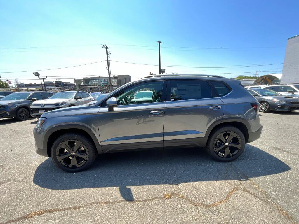 New 2026 Volkswagen Taos SEL AWD/4WD image 5