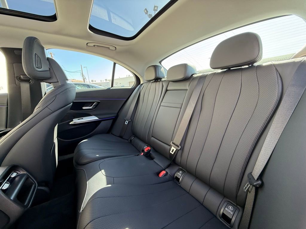 Used 2025 Mercedes-Benz E 350 Sedan image 8