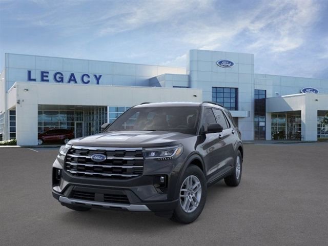 New 2026 Ford Explorer Active w/ Active Comfort Package image 2